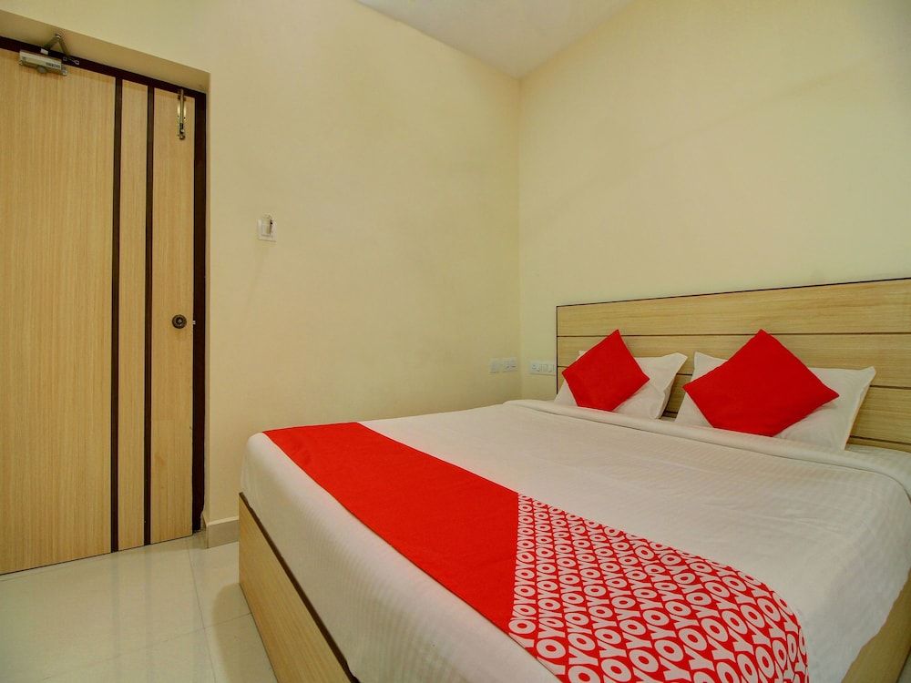 OYO 17355 Shri Sai Homestay Standard Room 6