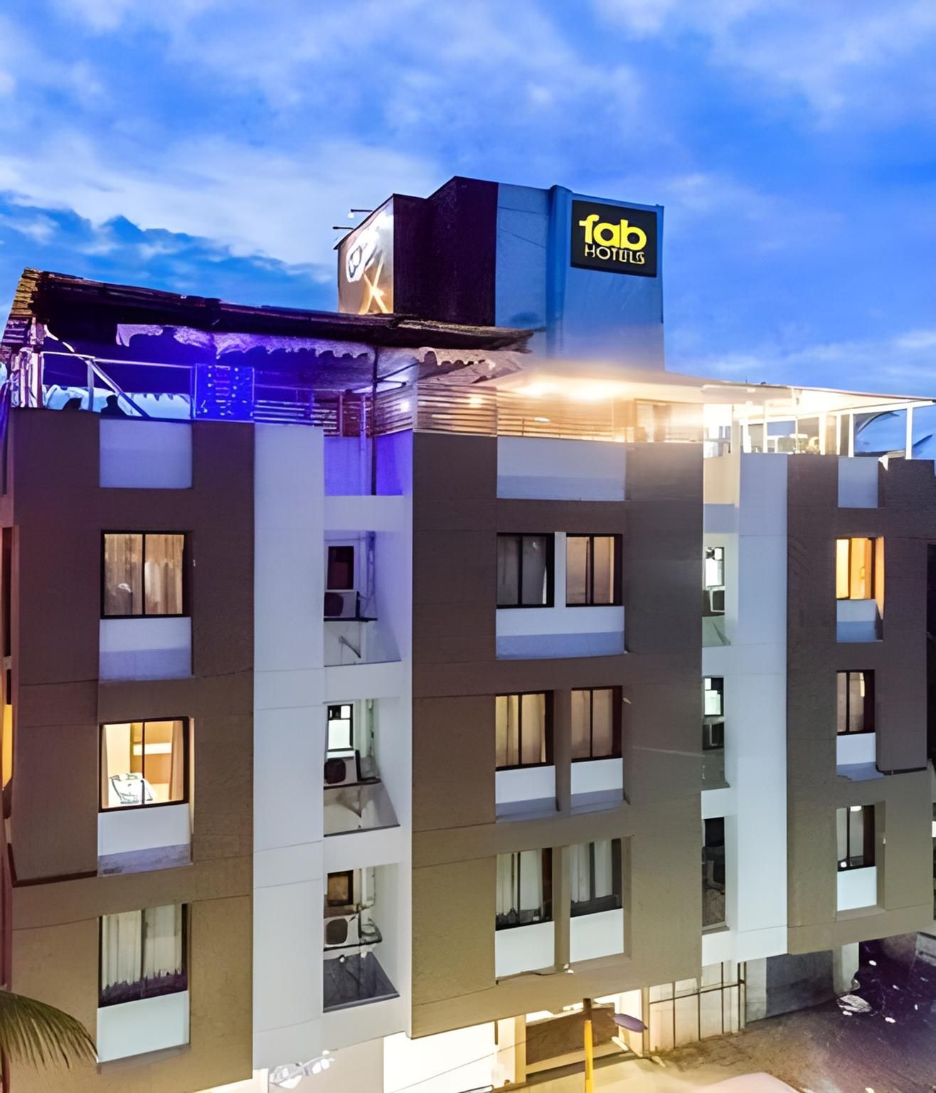 undefined FabHotel Imperio 7