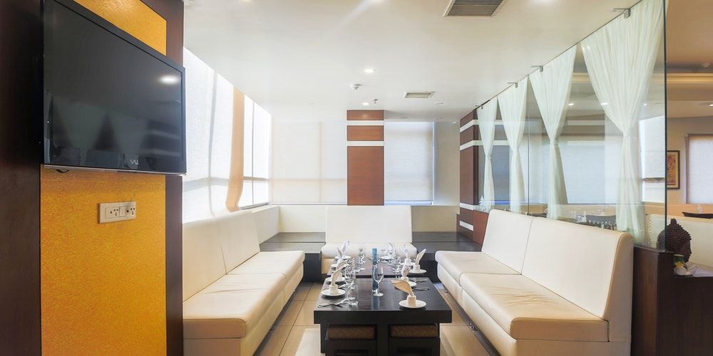 Food & Dining