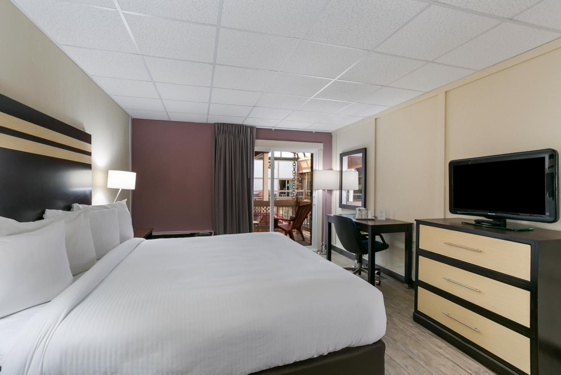 King Room with Balcony