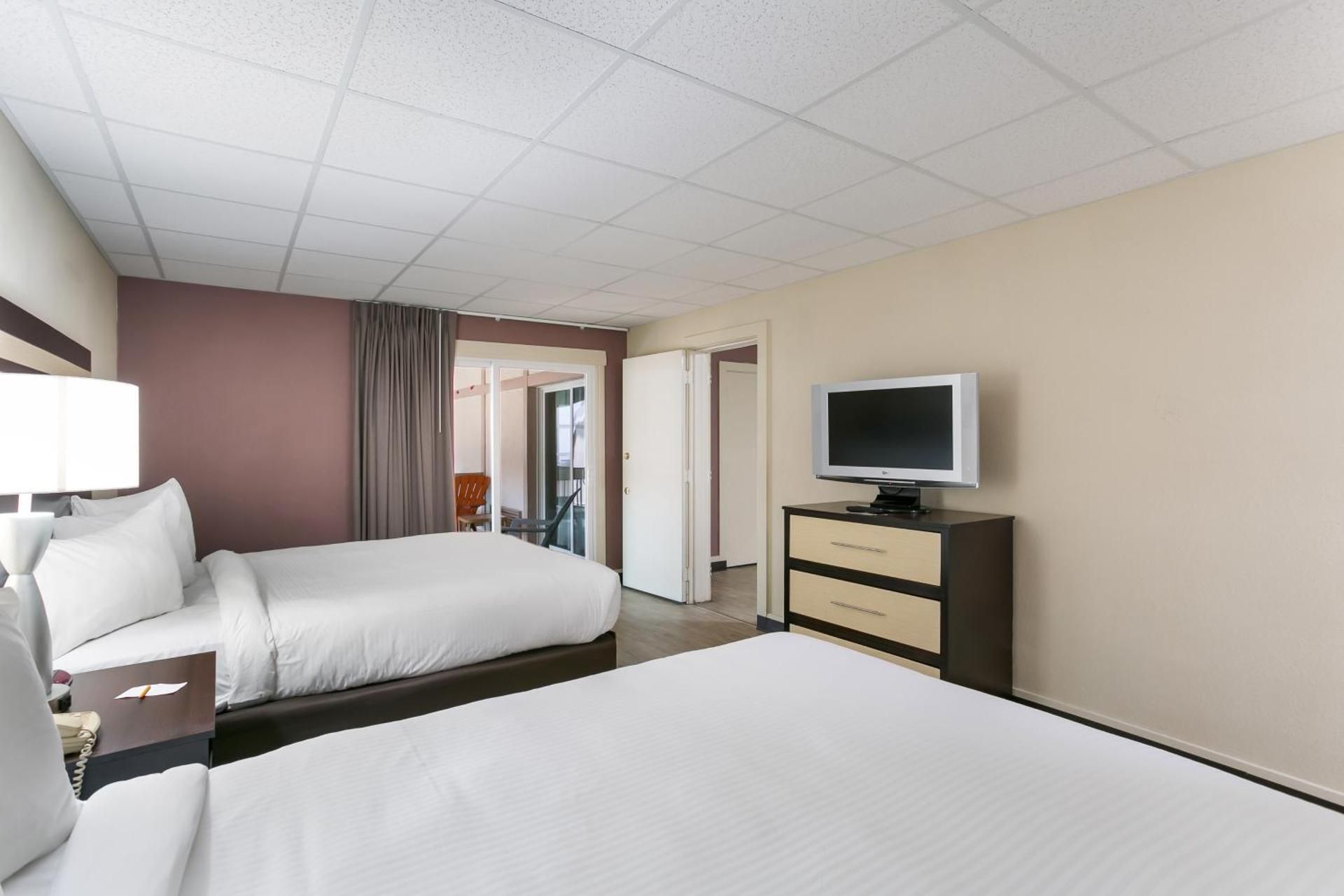 Queen Suite