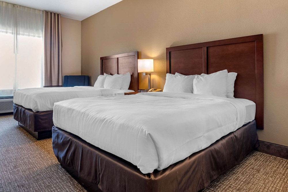 Room, 2 Queen Beds, Accessible, Non Smoking