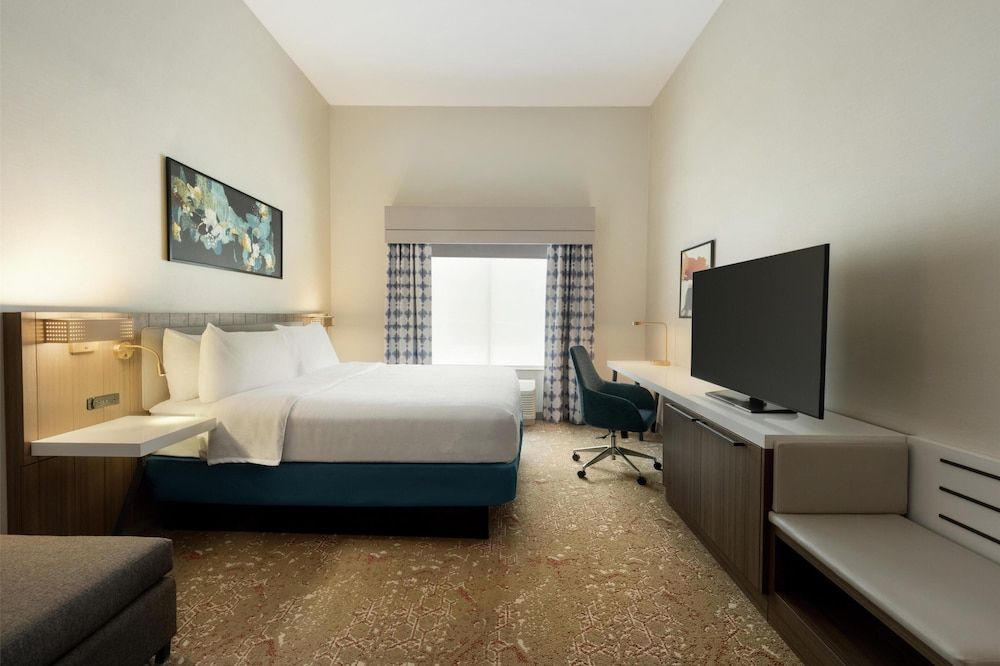Deluxe Room, 1 King Bed