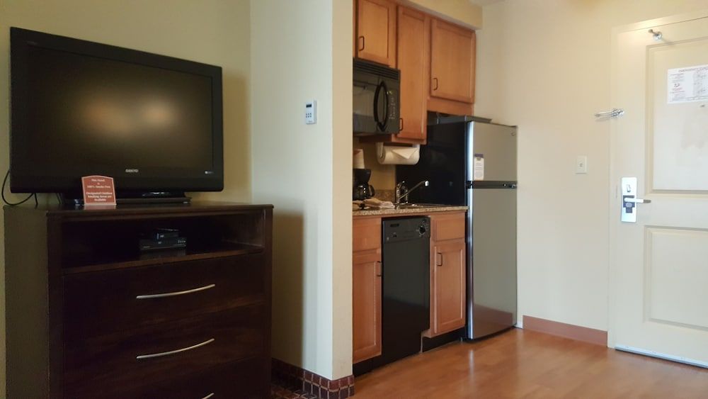 Suite, 1 Bedroom, Kitchen