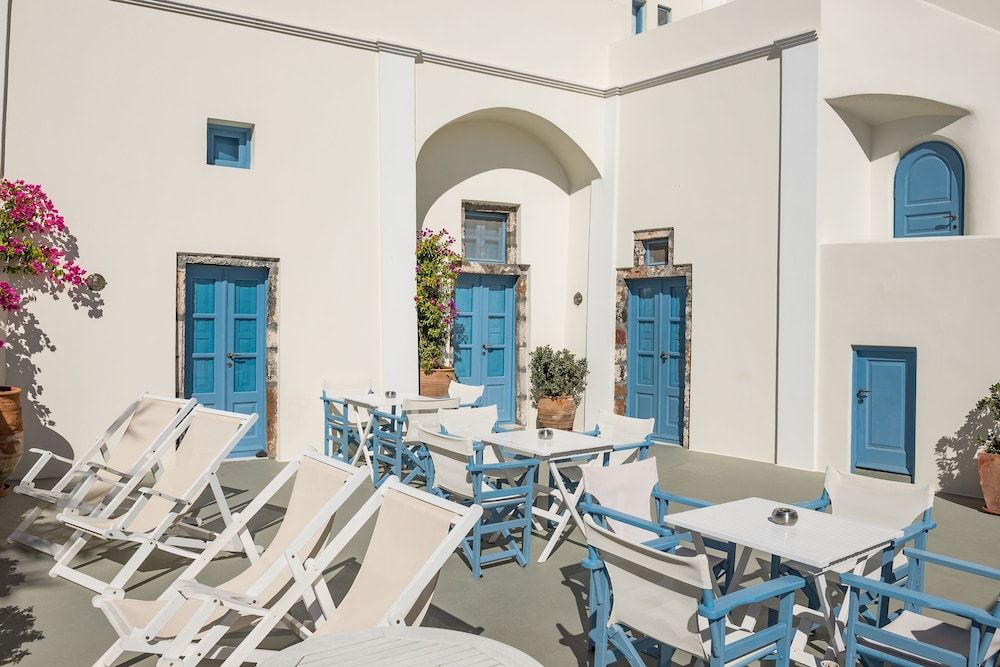 Pantelia Suites Junior Suite (Caldera View) 4