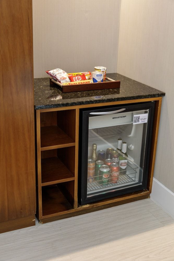 Promenade Palladium Leblon QUARTO LUXO CASAL VISTA INTERNA 10