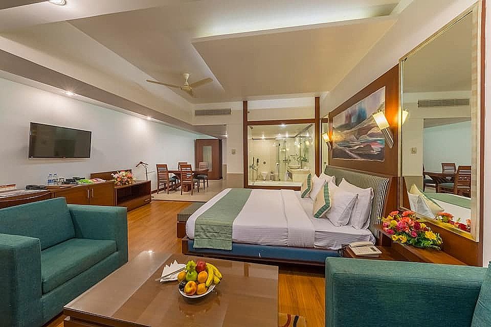 Club Suite Room