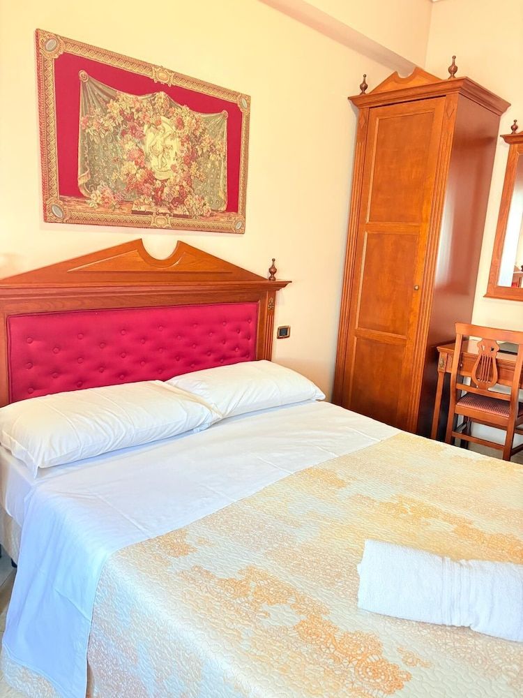 Hotel D'Angelo Palace Double Room Single Use 5