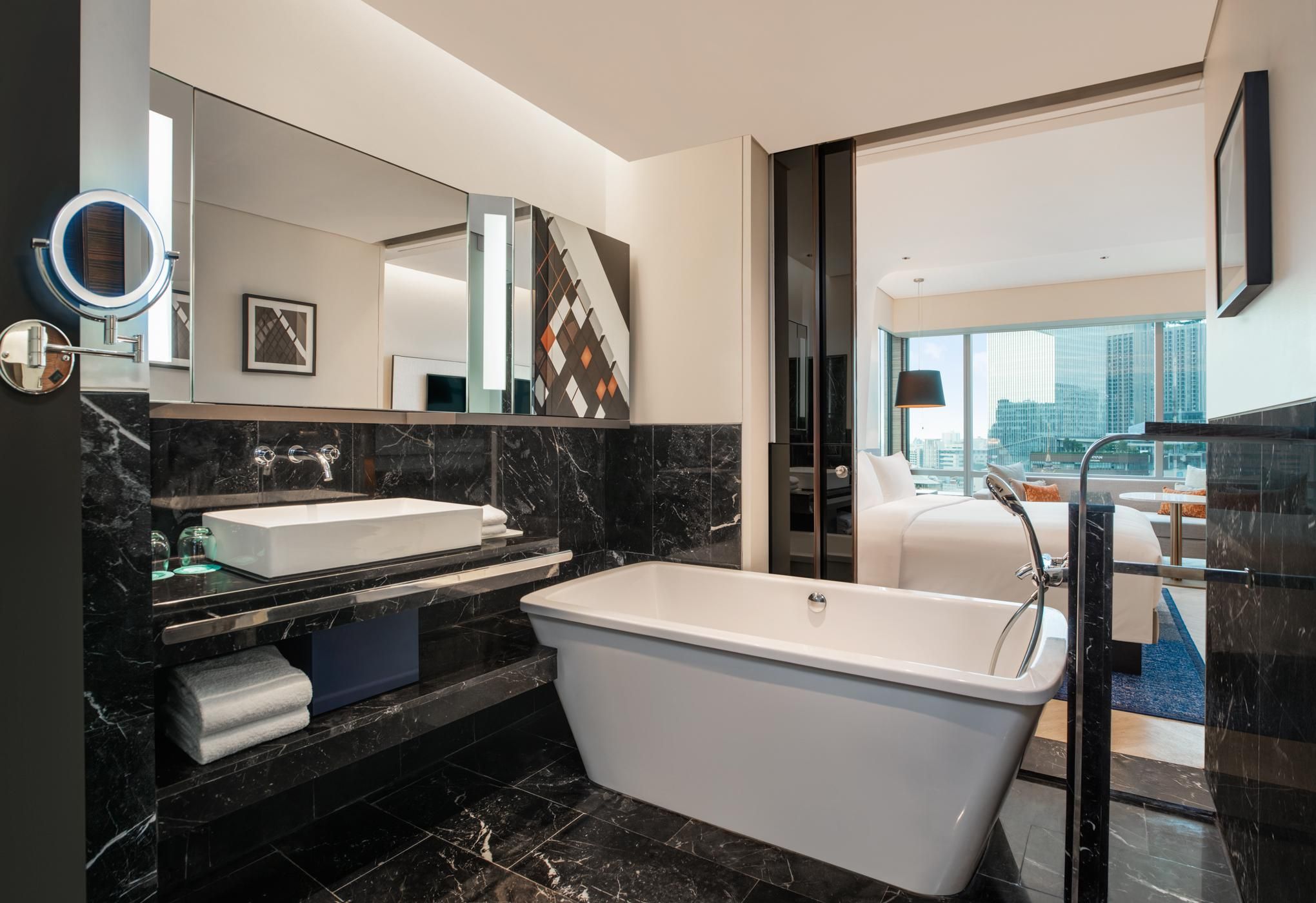 Deluxe Corner, Deluxe Guest room, 1 King, Corner room