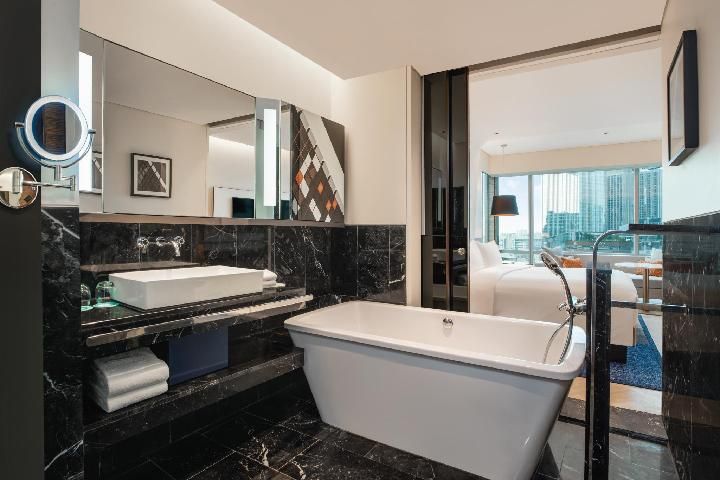 undefined Le Méridien Bangkok 9