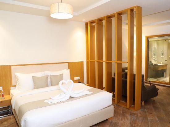 Club Room