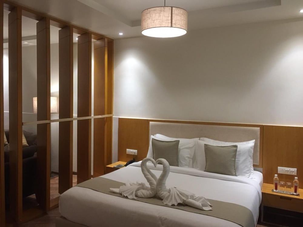 Hazel Suite