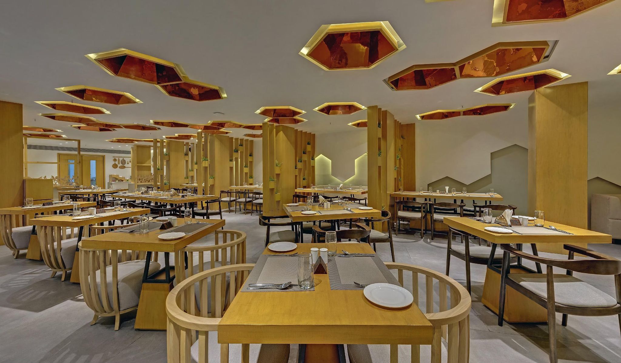 Food & Dining