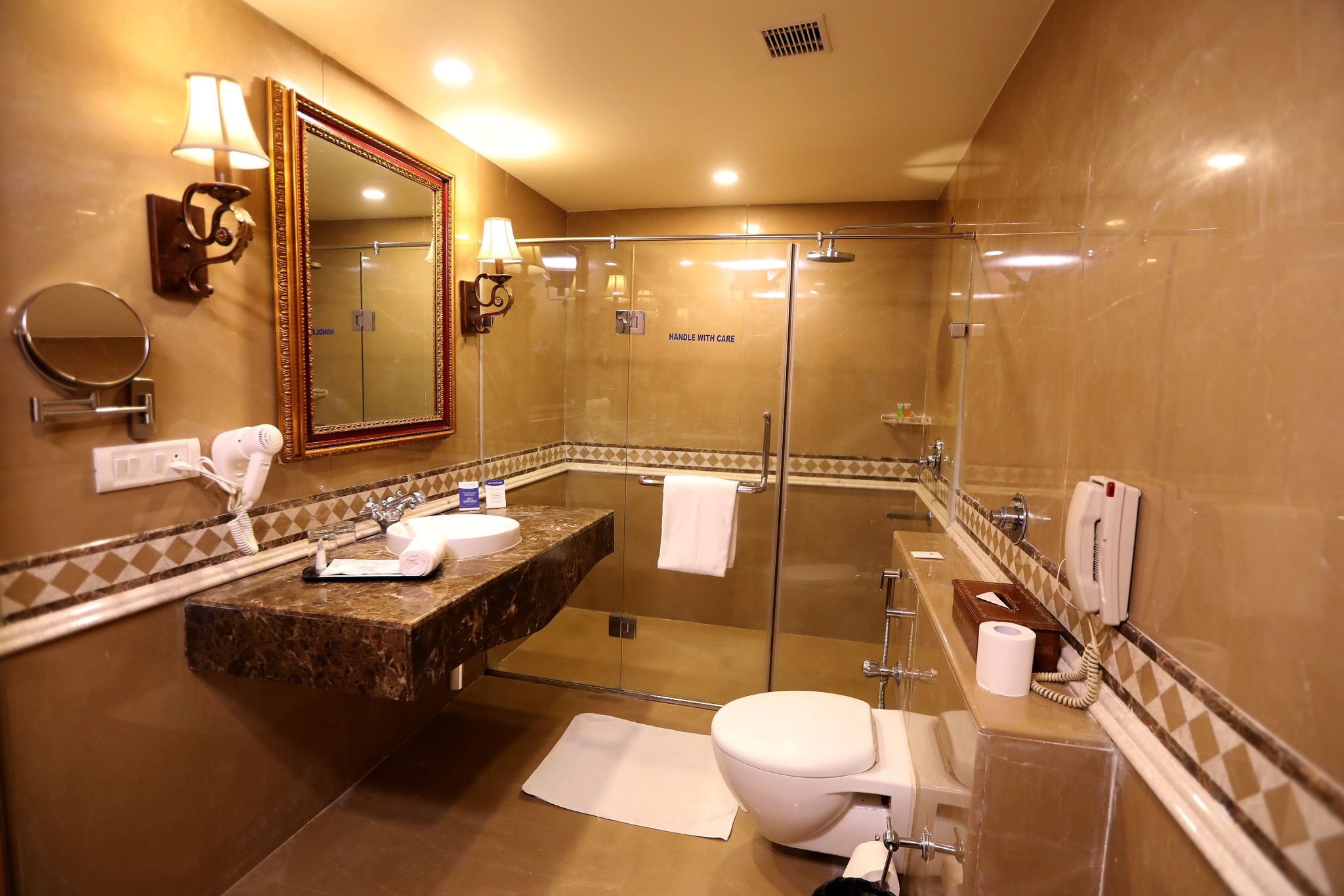 CLUB TWIN BED ROOM 