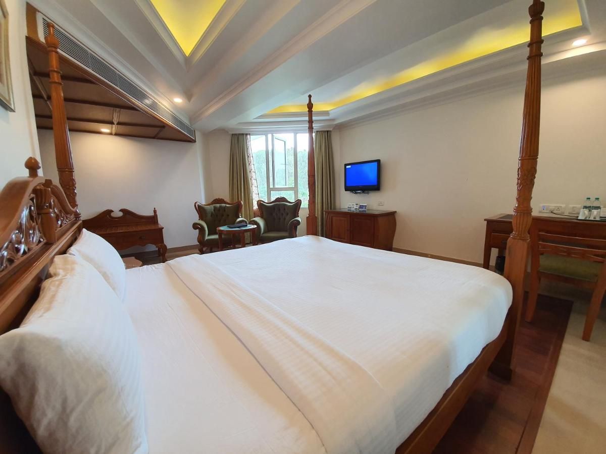 Premier Suites