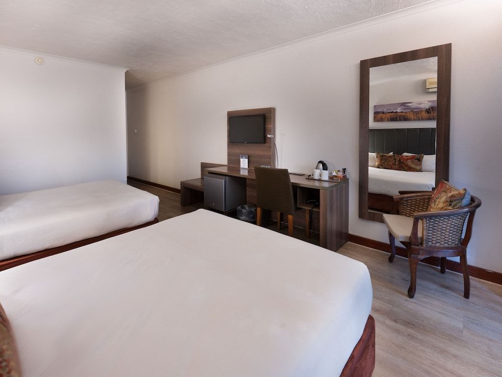 ANEW Hotel Hluhluwe Standard Room, 2 Queen Beds (Family) 3