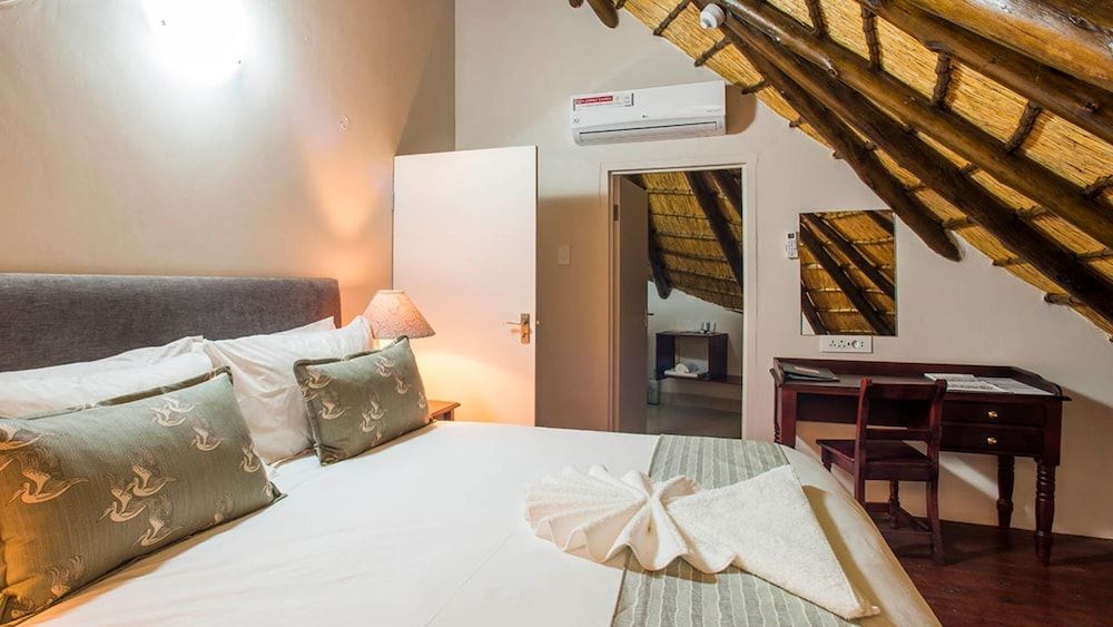 Deluxe Room, Multiple Beds (Rondavel)