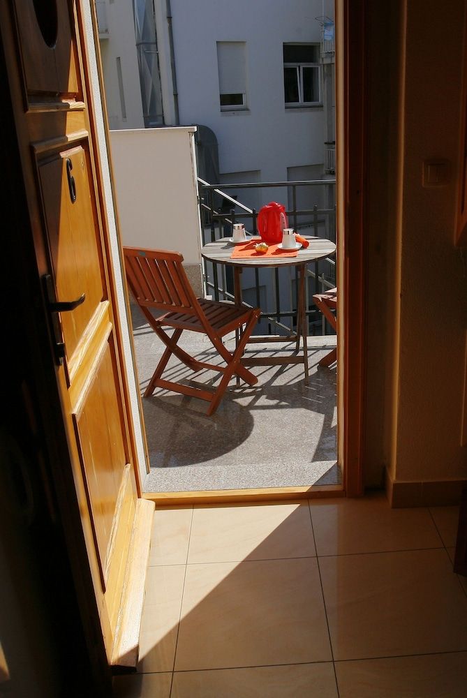 Villa Matejuska Heritage Twin Room 7