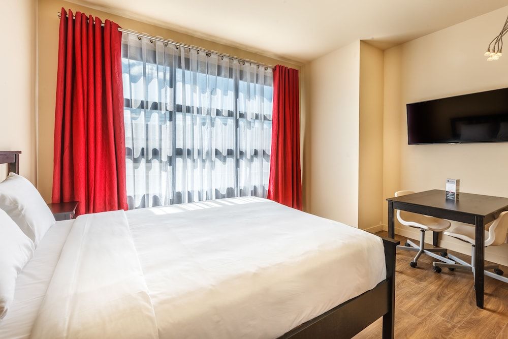 Hotel Universel Standard Studio (Unilofts Building) 3