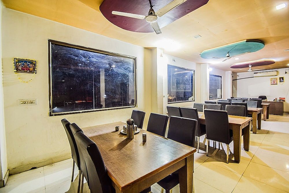 undefined OYO 36444 Hotel Prabhave & Dining Hall 3