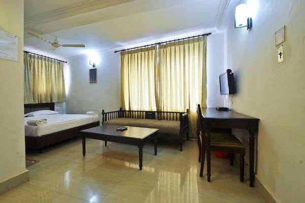 Sealord Hotel Deluxe Room 26