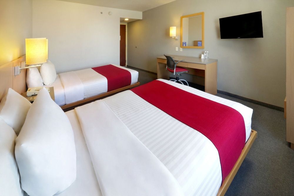 City Express by Marriott Tepotzotlan Room, 2 Double Beds, Non Smoking 6