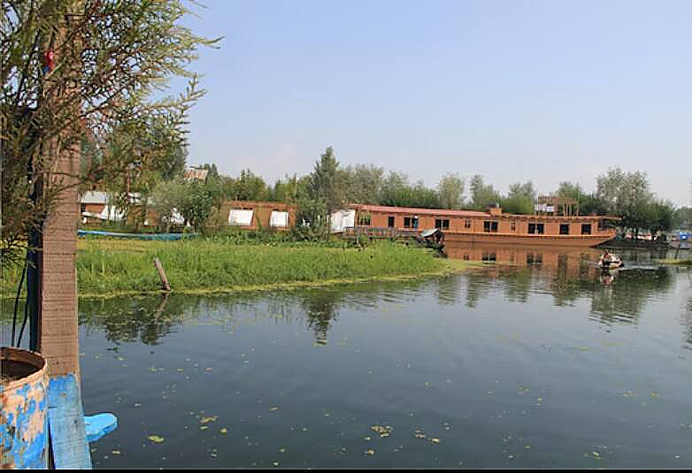 undefined Umbrella House Boat 2