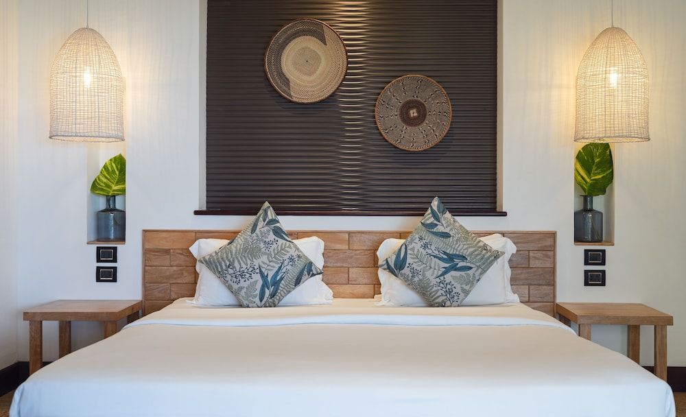 Hotel L'Archipel Deluxe Room 2