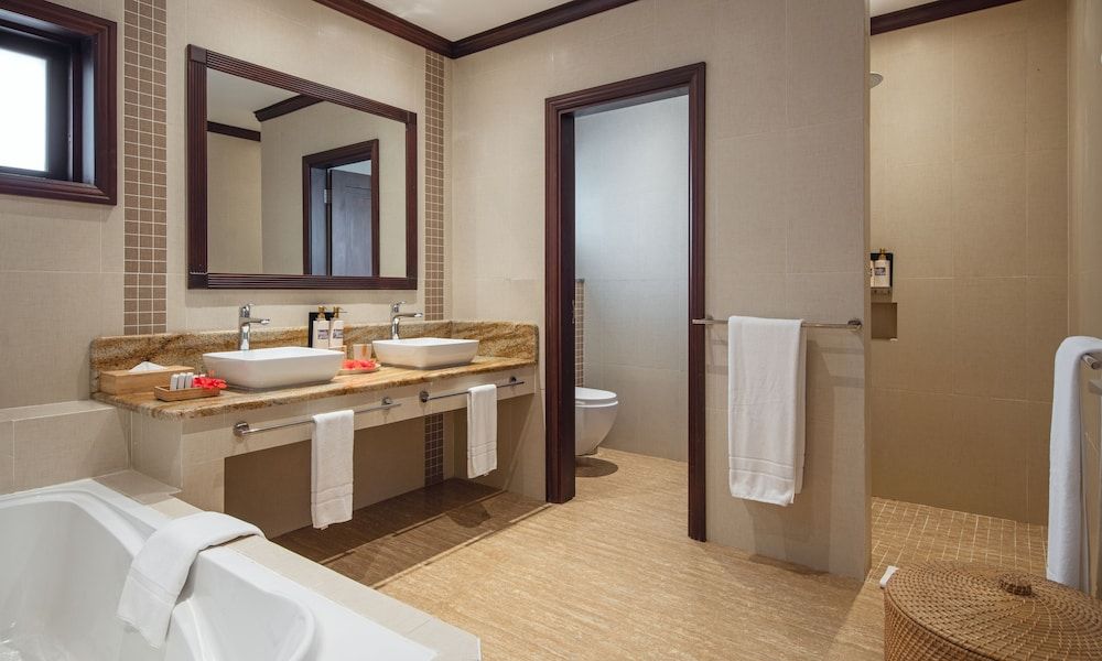 Hotel L'Archipel Deluxe Room 5