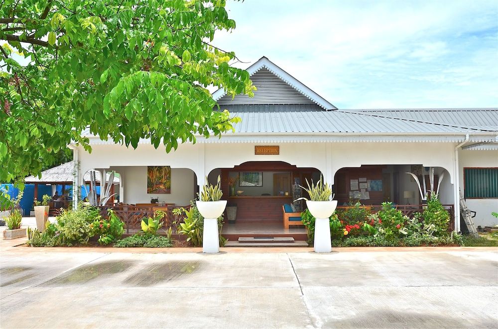 undefined Villas De Mer 4