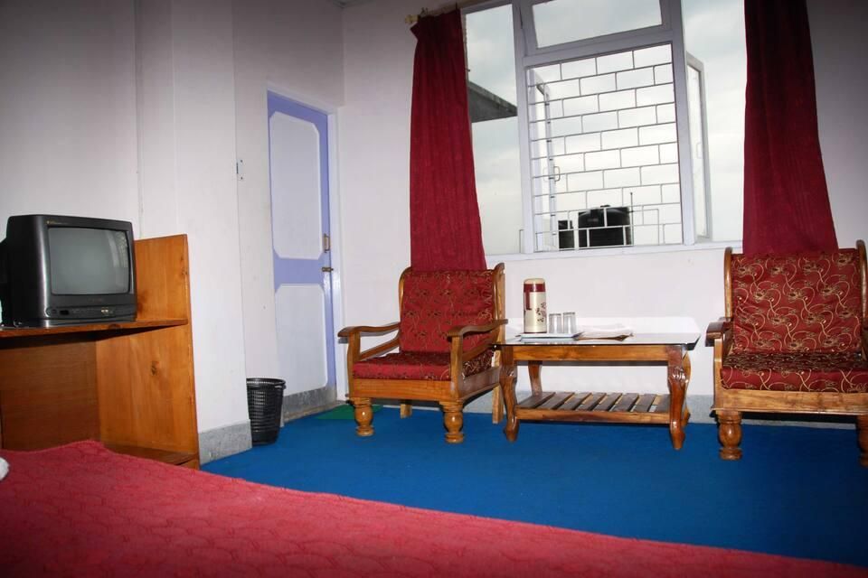 undefined Hotel Queens Regency 10