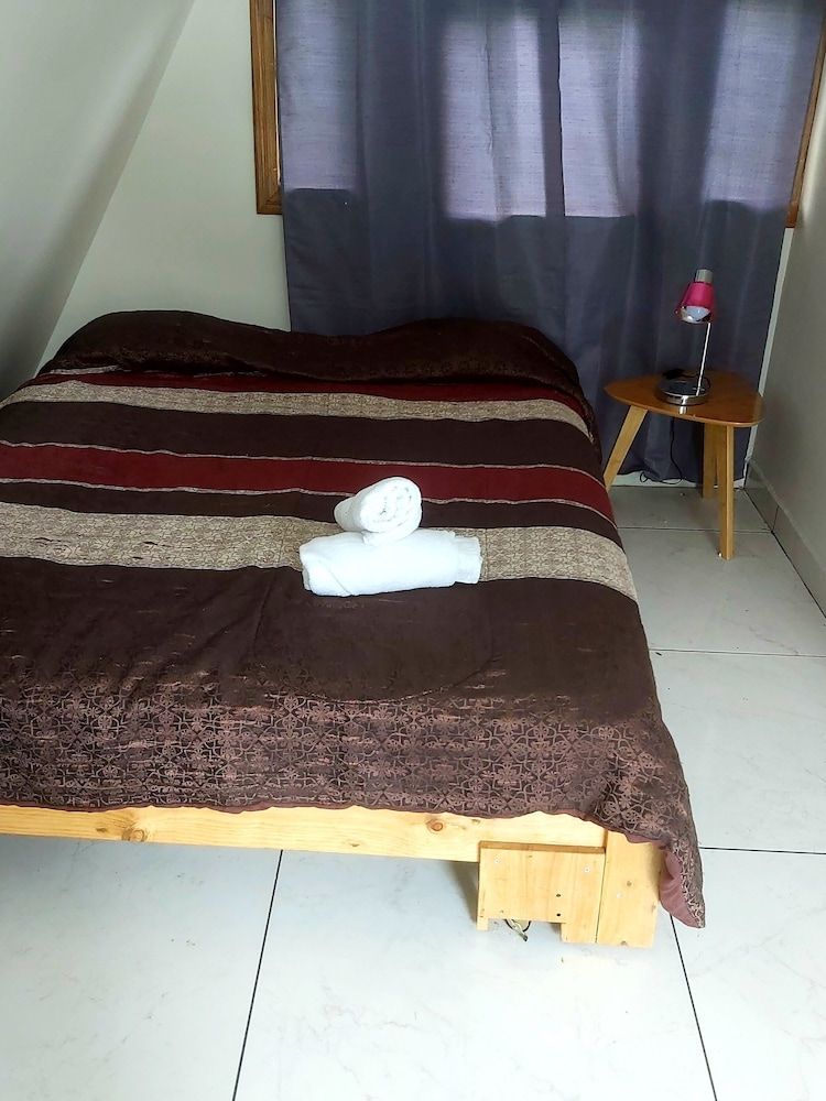 Deluxe Studio Suite