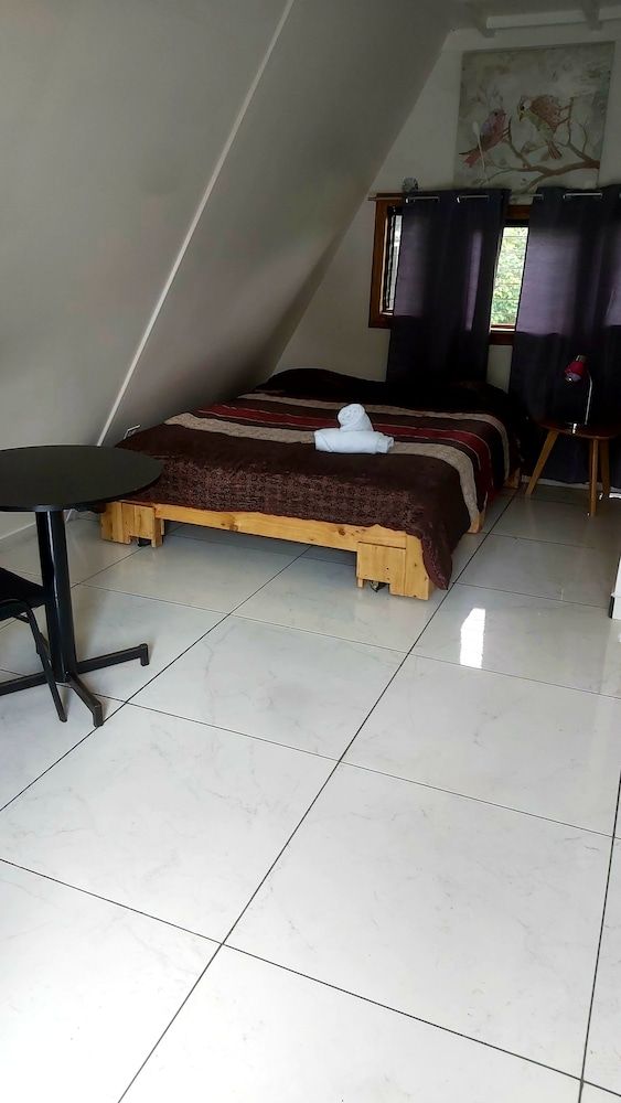 Deluxe Studio Suite