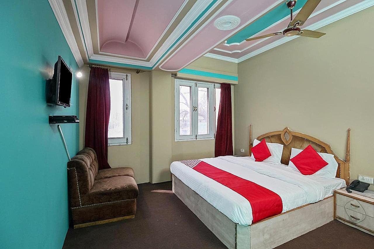 undefined OYO 29553 Hotel Essar 9