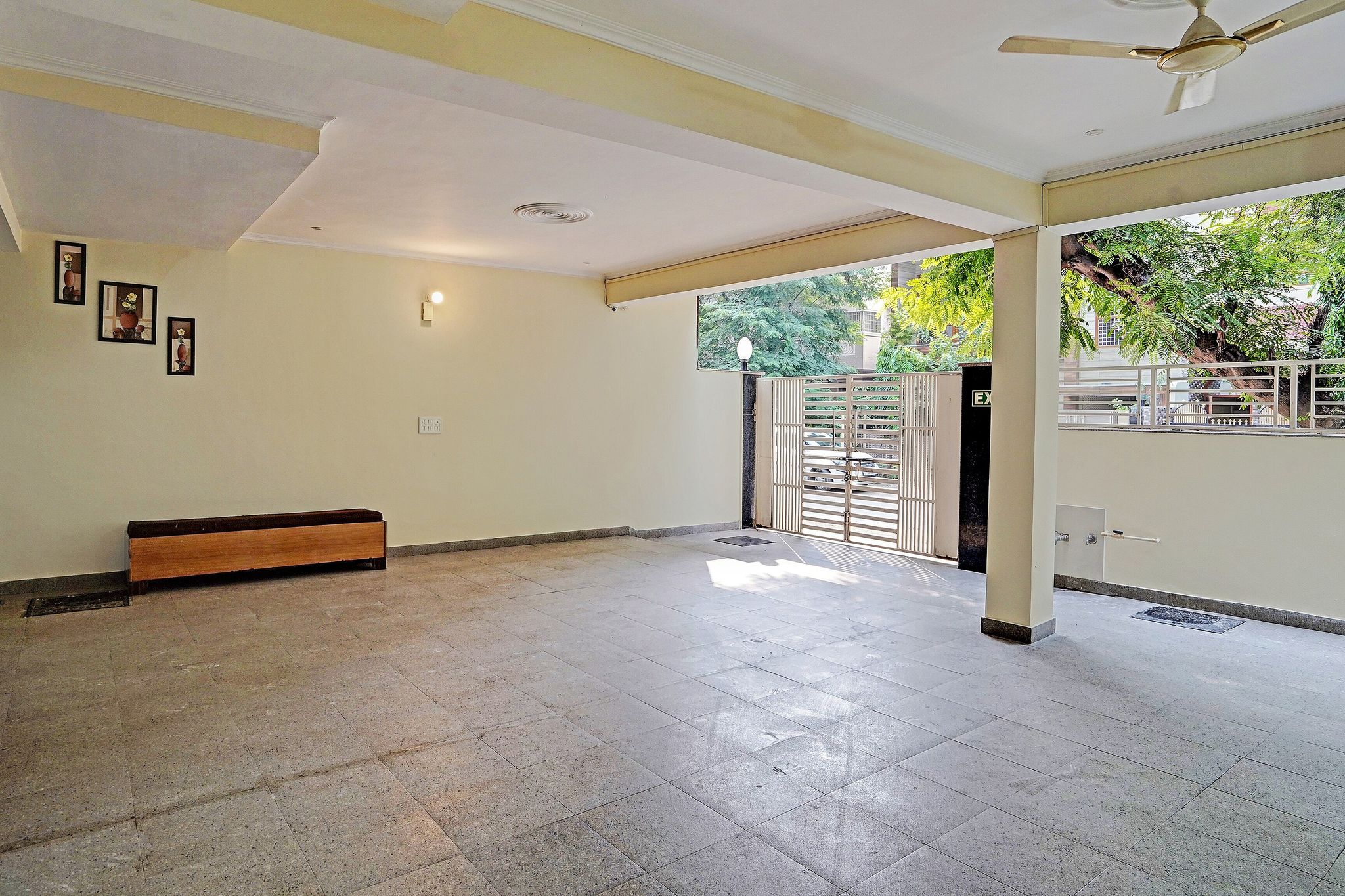 Photos