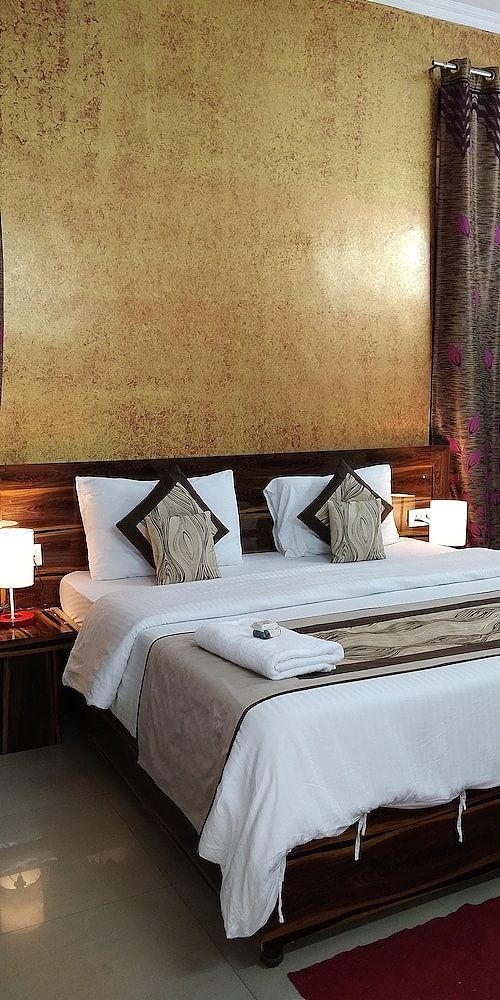 undefined Celeste Inn 6
