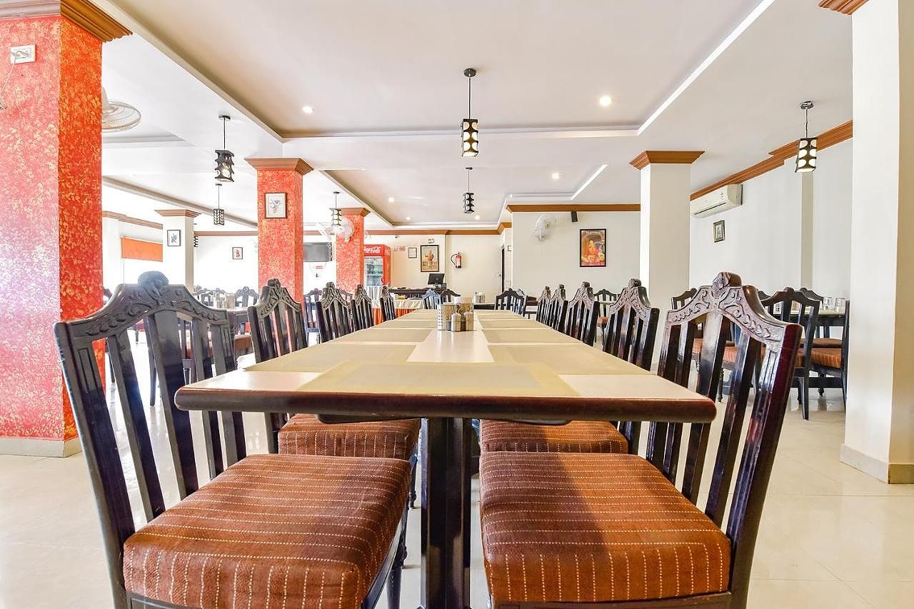 undefined FabExpress Relax Inn I 4