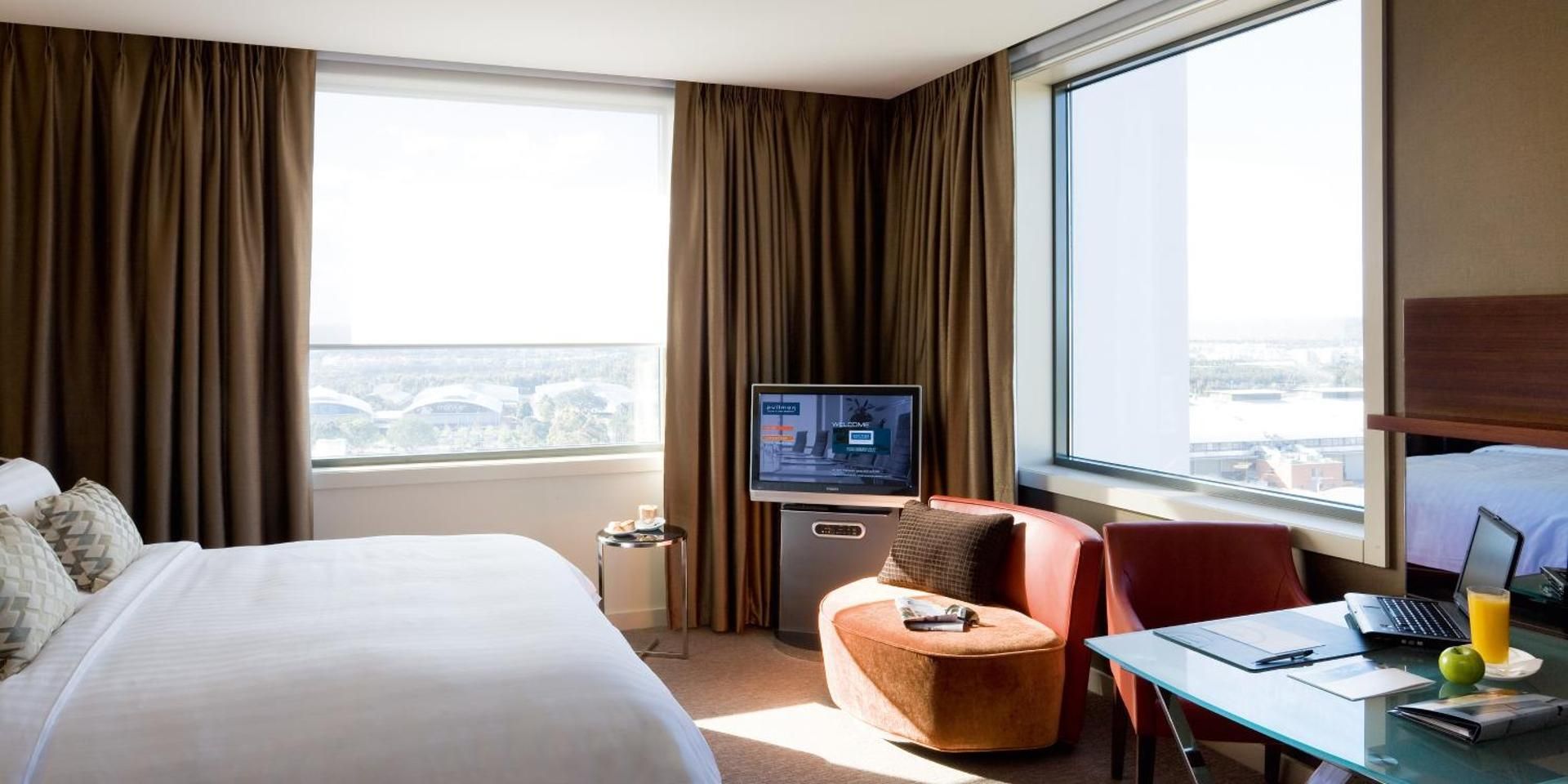 Deluxe King Room