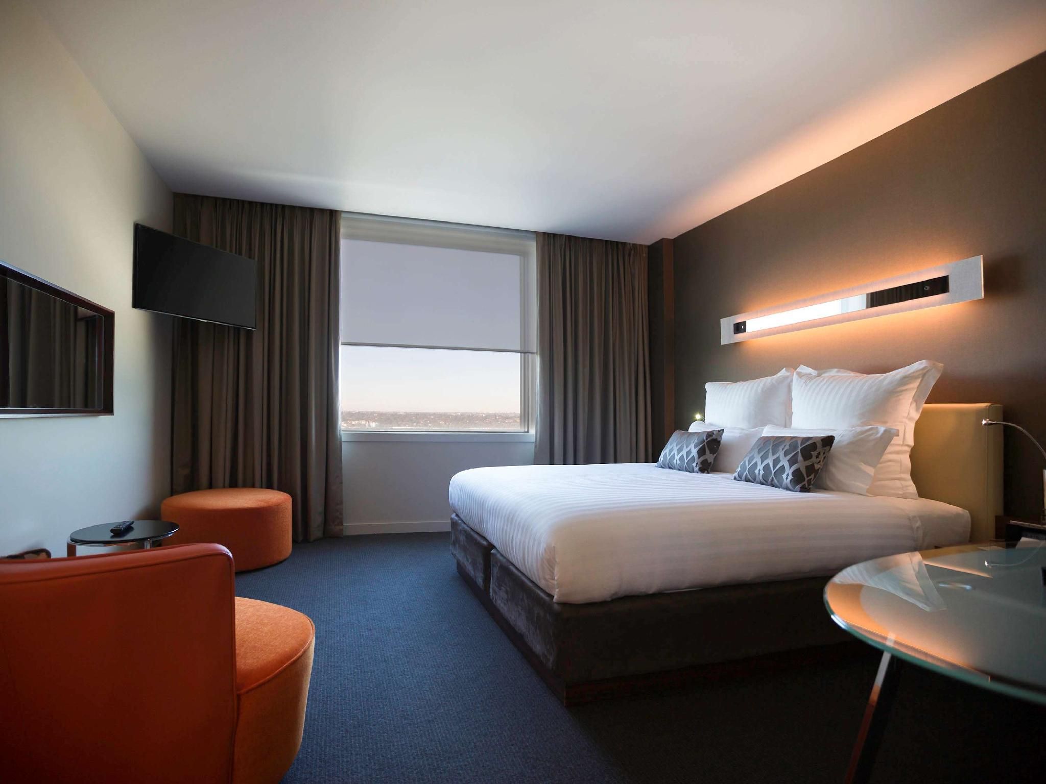 Superior King Room - Accessible, Tub