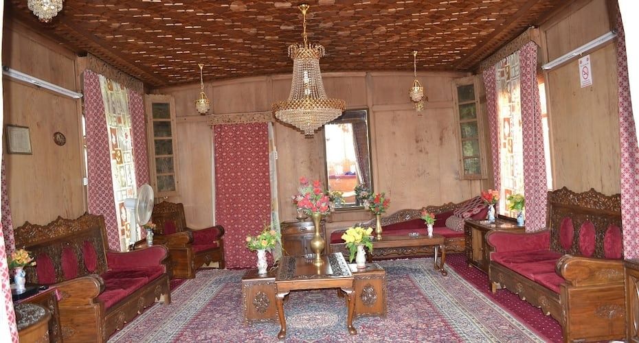 undefined Nazneen Group of Houseboats 4