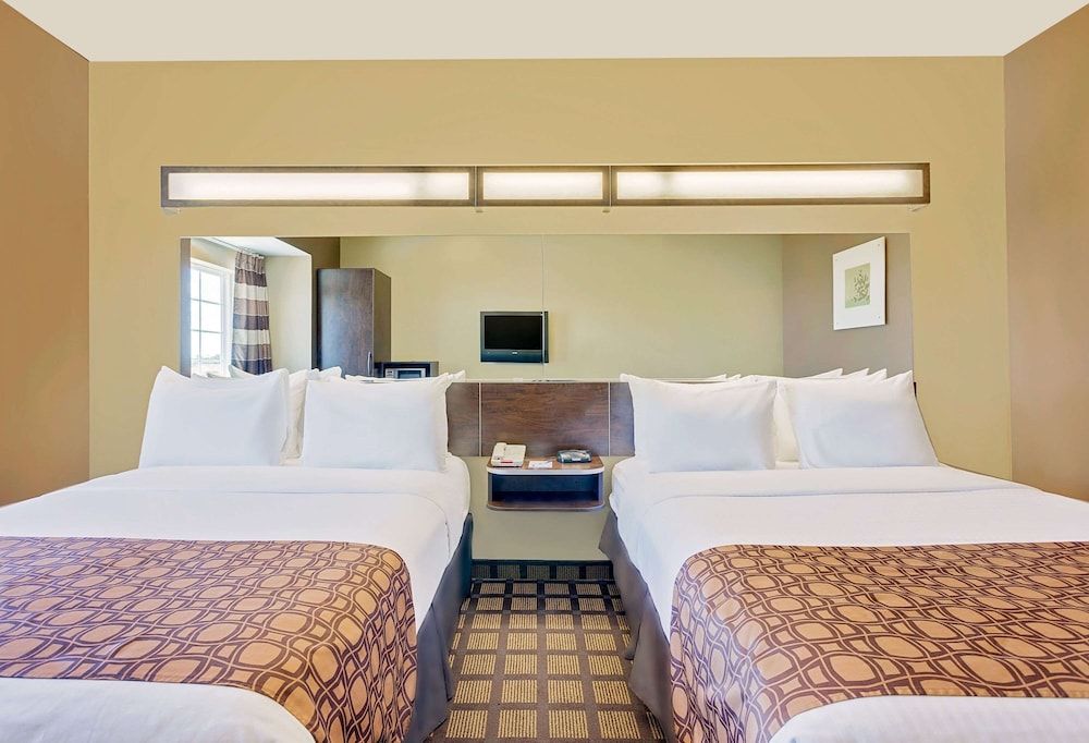 Standard Room, 2 Queen Beds, Accessible