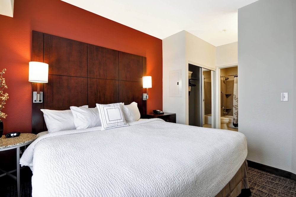 Studio Suite, 1 King Bed with Sofa bed