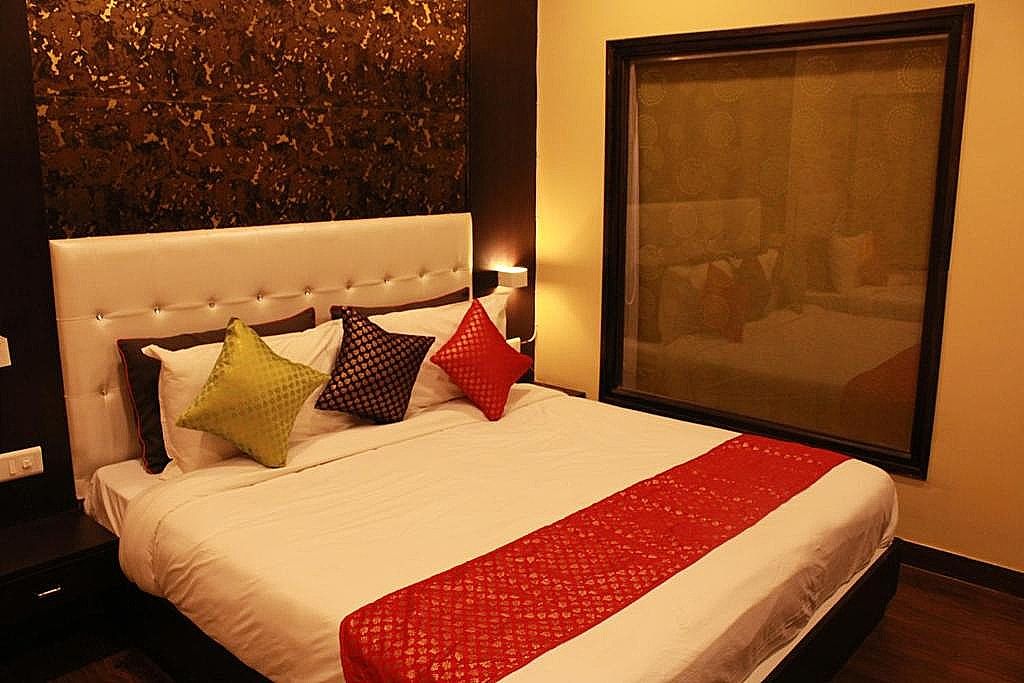 Hotel Grand Bhagwat Udaipur Deluxe Double Room 2