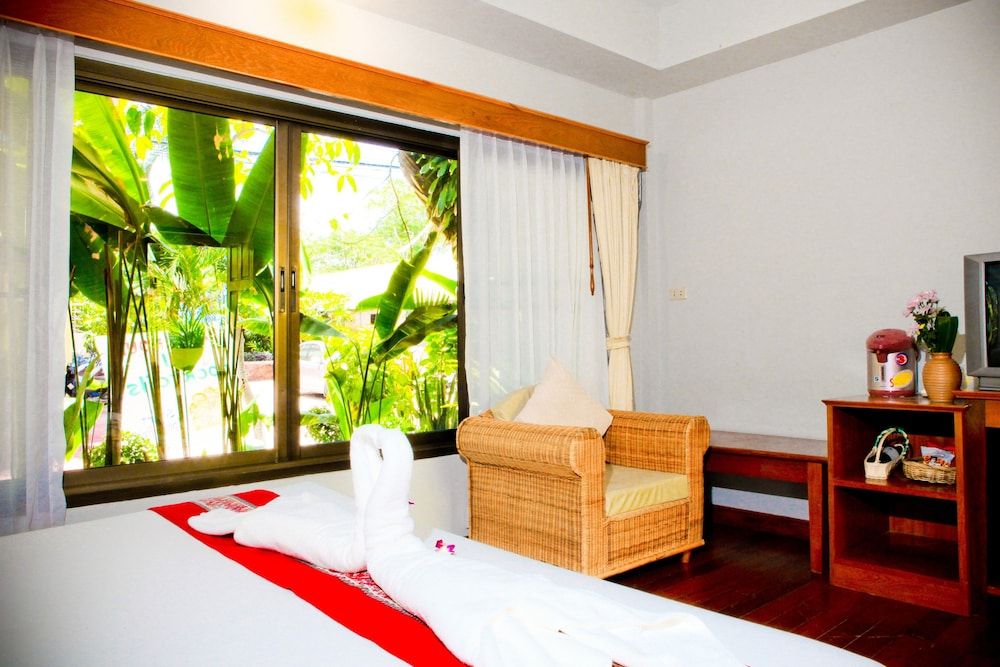 undefined Samui Island Beach Resort & Hotel 3