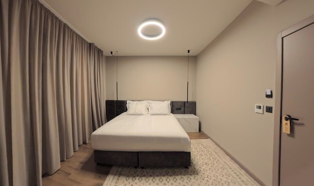 Hotel Aquarius Standard Room, Balcony