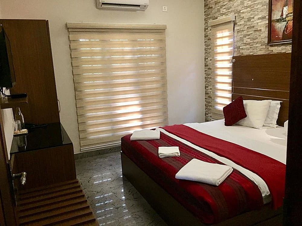 Standard Double Room, 1 King Bed, Accessible, Ground Floor