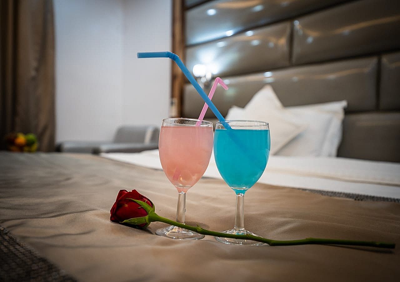 Hotel Royal Milad Super Deluxe Room 4