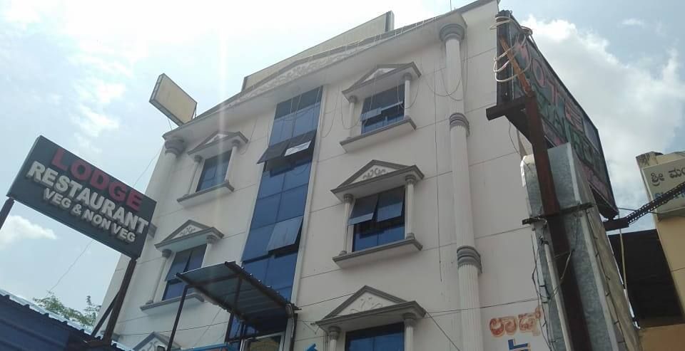iROOMZ Hotel Grand Palace, Koppal