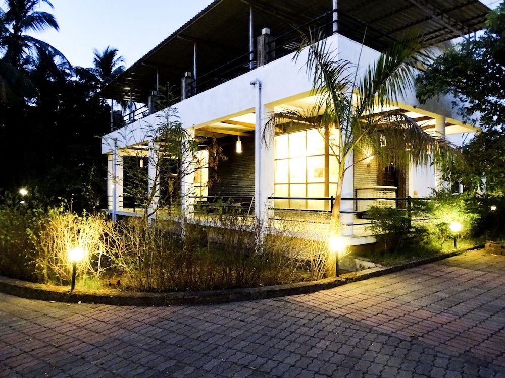 undefined LSQ RJ Farms