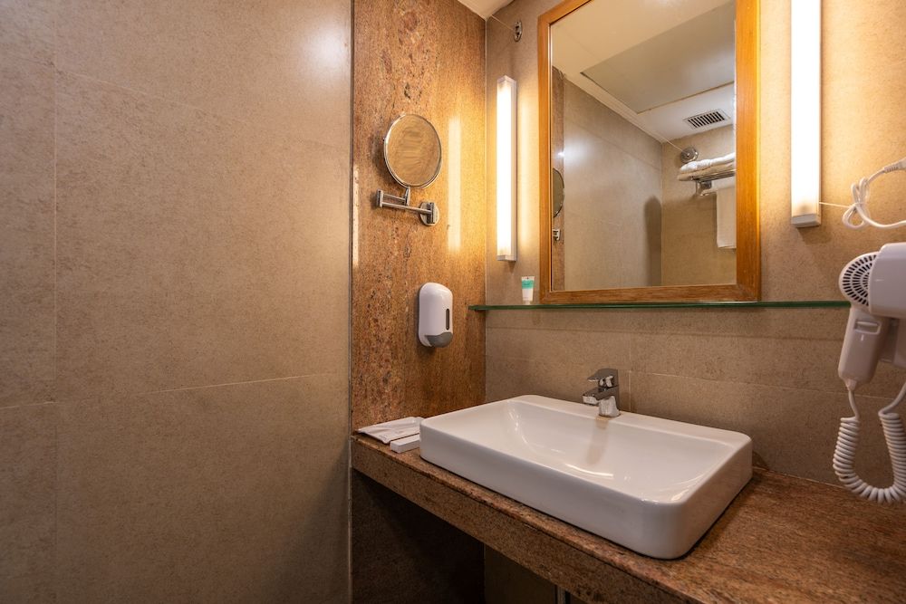 GCC Northside Hotel Deluxe Double or Twin Room, 1 Bedroom